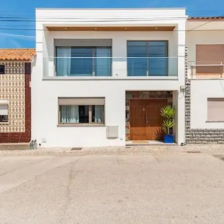 Baleal Surf Ranch ゲストハウス フェレル