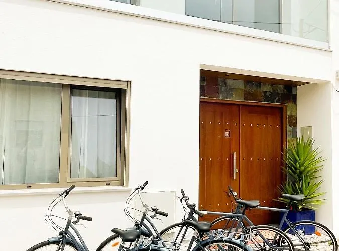 Πανσιόν Baleal Surf Ranch *